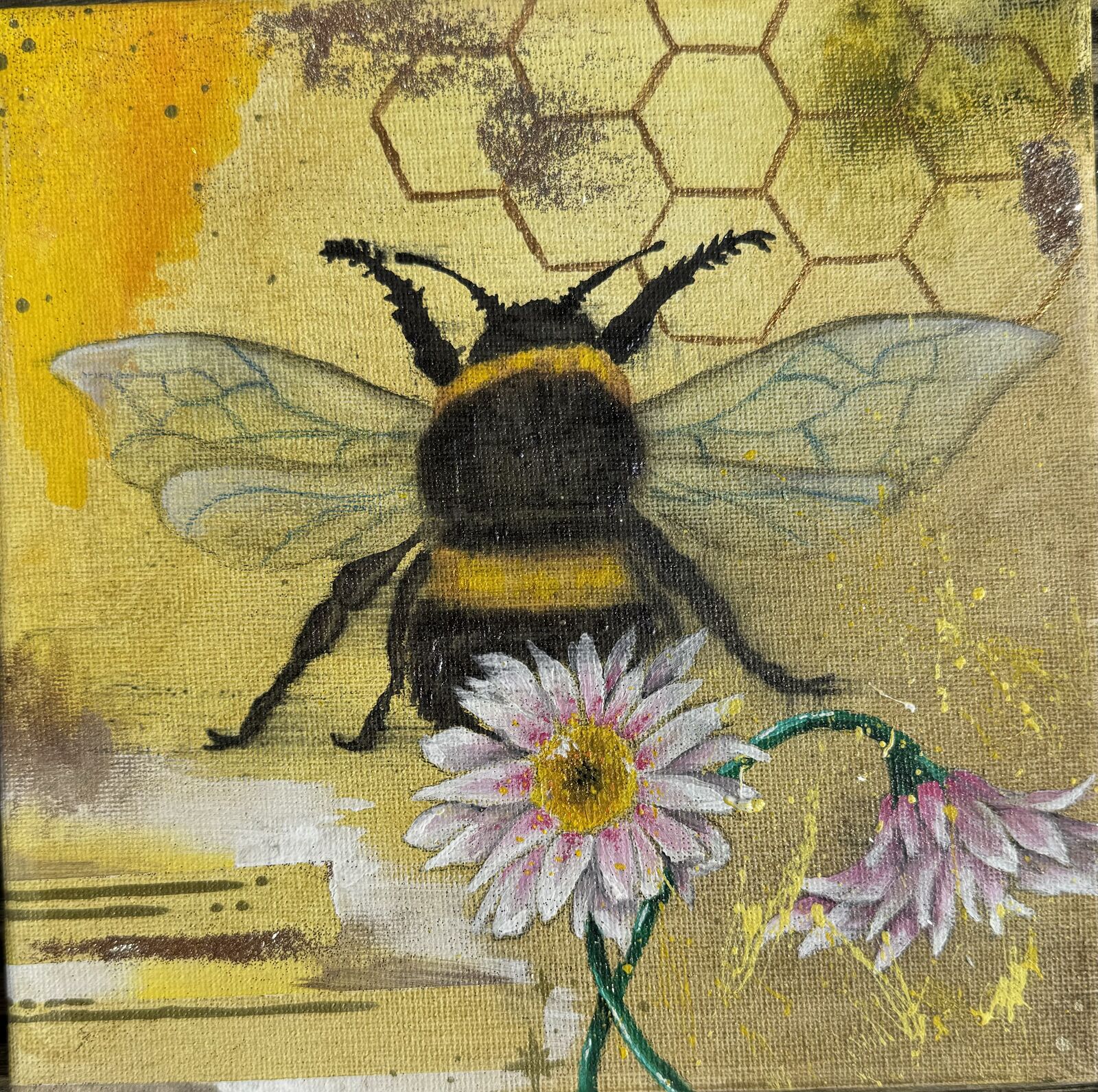 Bee-utiful