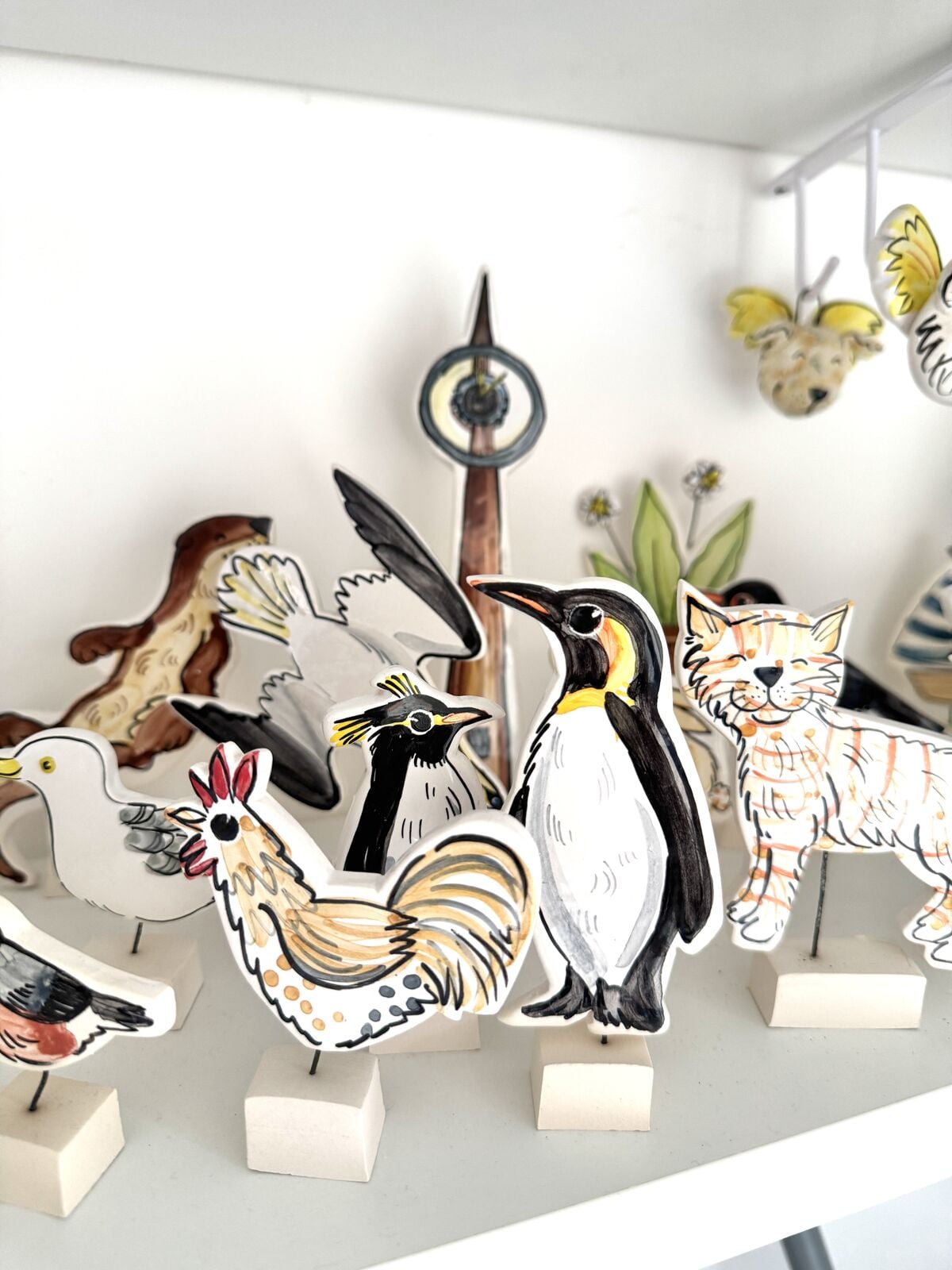 Pottery shelf