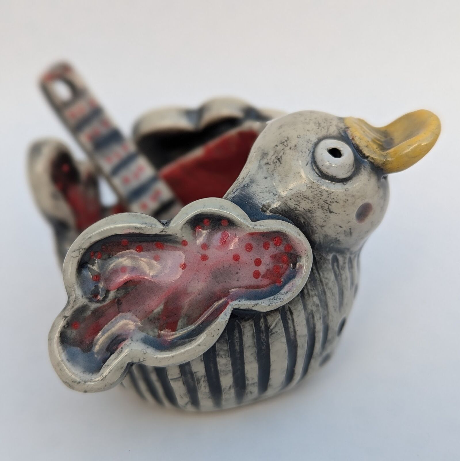 Bird condiment bowl with spoon