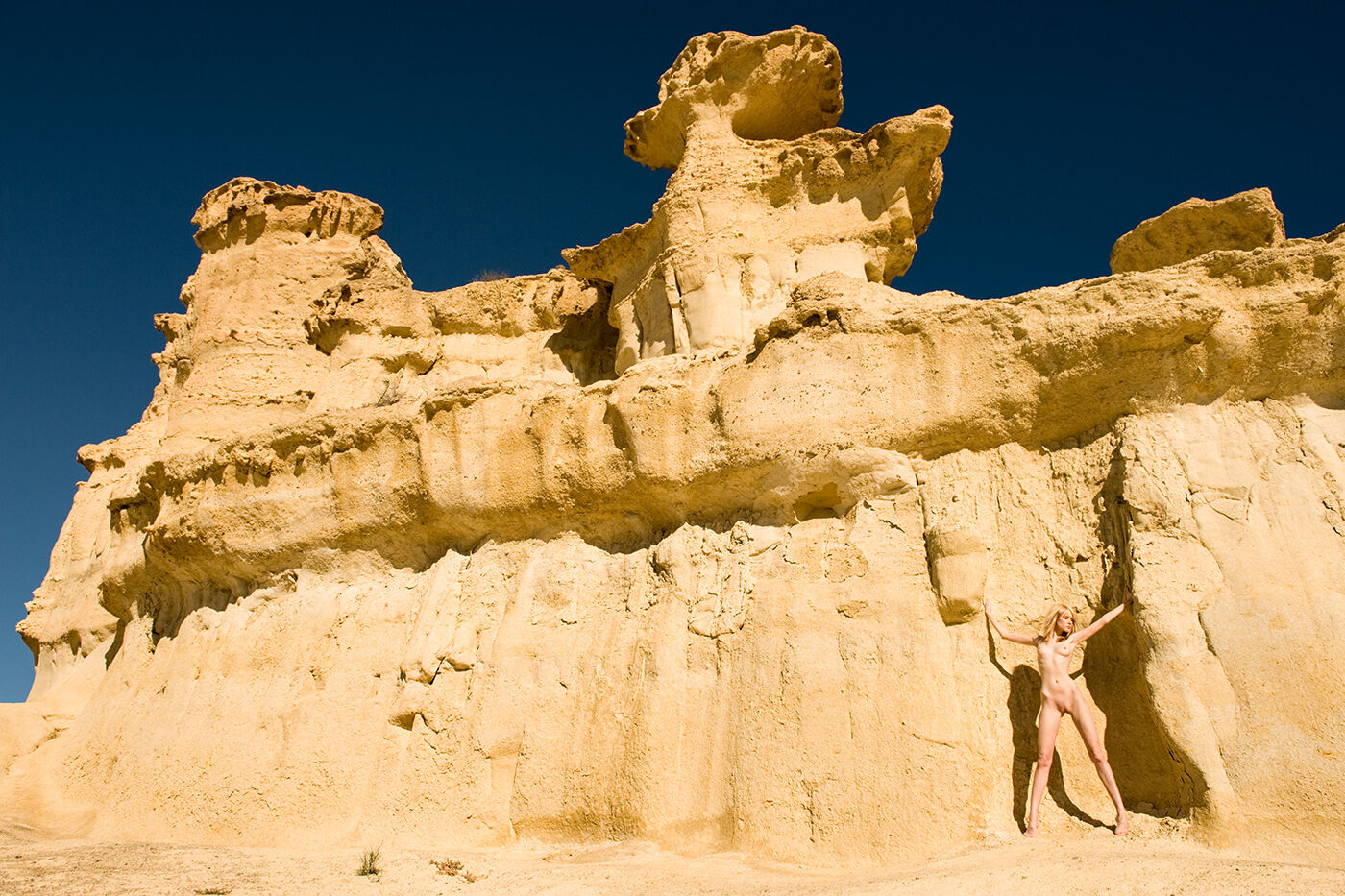 Formations and nude