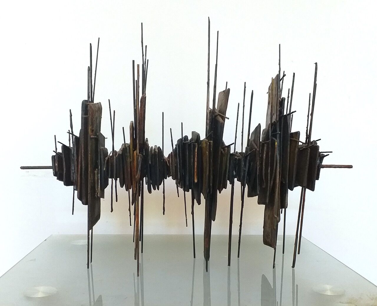 CE212 - Crossed Wires - by - Stella Benford